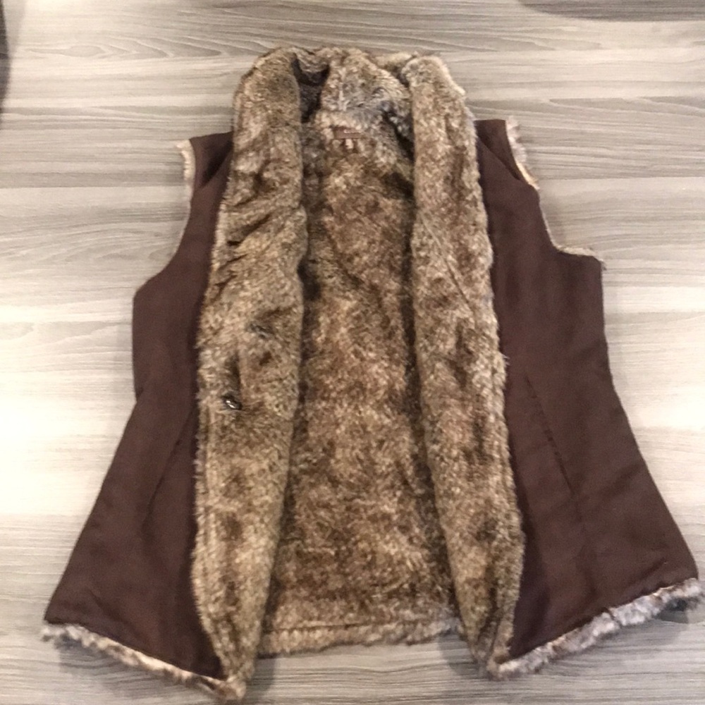 Croby Suede / Fur Vest - Brown